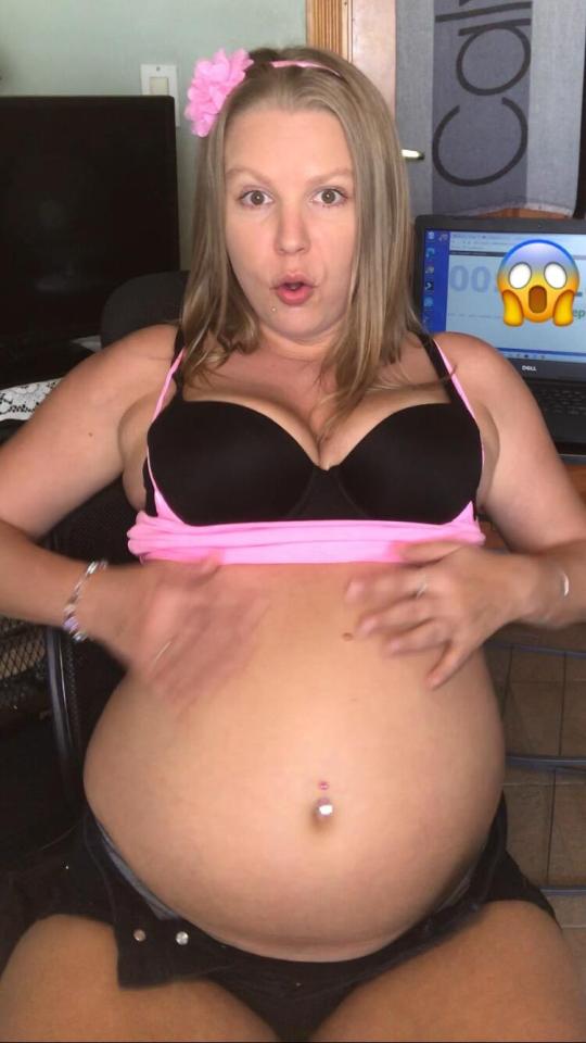 stuffed-bellies-always:GorJESS - Speed Eating a Pupu for Two