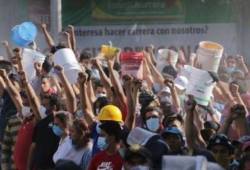 rafaelmartinez67:  Reto de Retos. La ciudad de México afronta todos los días un constante desafío, pero quizá el más grave y delicado sea el de su ubicación en una zona sísmica con suelo y subsuelo históricamente afectados. Ironía, causalidad