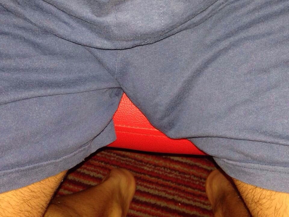 freeballingla:  Gym Bulge! Freeballingla.tumblr.com