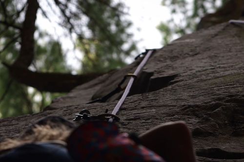 Hand model on the crag  . . . . . . . #MountainProjects #HillbillyHollow #AdRock #PWBArete #Sandston