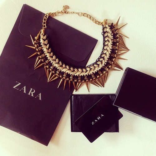 rosy-secrets:  rosy-posie:  blushchampagne:  floharia:  ✿ More Rosy Here ✿  rosy