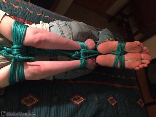 kinkydaemon: How did that happen? MisterSeptimus, perfect copy! KinkyDaemon on Recon, Twitter, BDSML