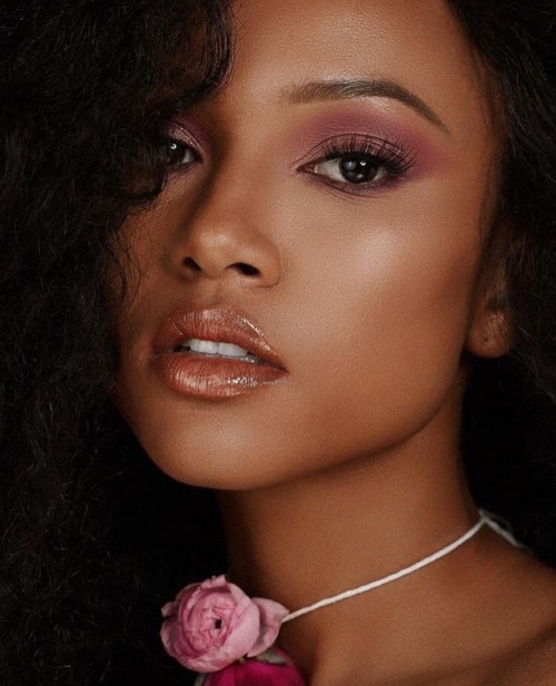 KARRUECHE x COLOURPOP “FEM ROSA"- New Makeup Collection!✨✨✨Details: 1966mag.com