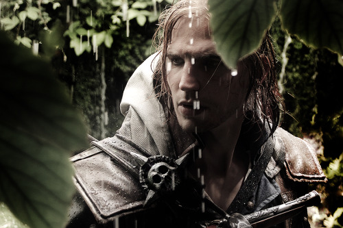 theomeganerd:  Assassin’s Creed IV: Black Flag ~ ‘Edward Kenway’ Cosplay by Rick Boer