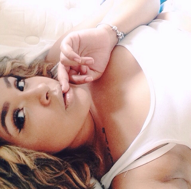 mmvll:  👸🏼