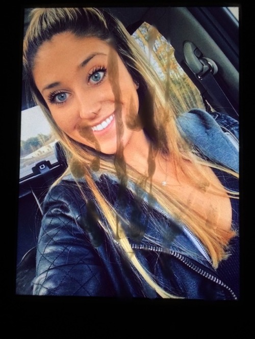 loadmate: Nice load for this cute slut