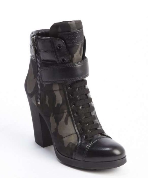 High Heels Blog camouflage-style: Black And Camo Leather And Nylon Heeled… via Tumblr