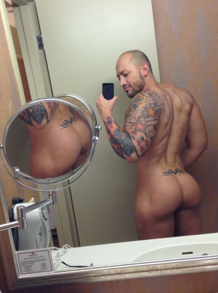 juseatthedamncake:WWW.JUSEATTHEDAMNCAKE.TUMBLR.COM