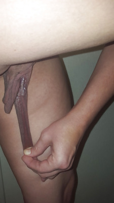 pussymodsgalore   Stretched inner labia. A girl pulling on