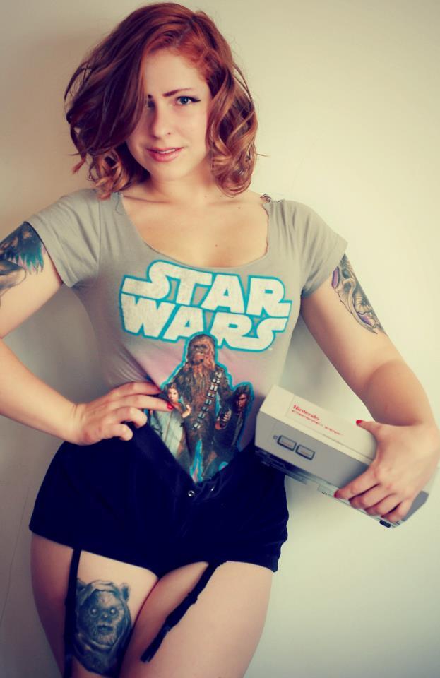 killerkurves:  tattooedpinupgal