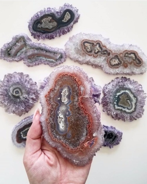 Amethyst Stalactites via @theearthsgems /////www.instagram.com/mineraliety