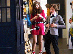 starparticles:Doctor Who cosplayers at Banzaicon 4: Time Travel Trouble!gif’ed from this video