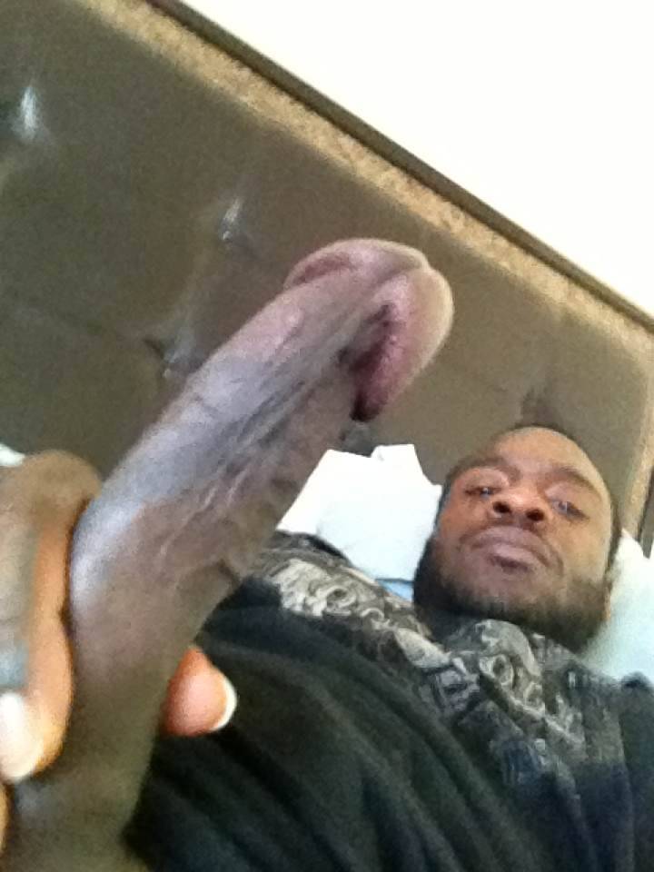 PRAISE BIG BLACK PENIS! dontshownobodyy:  Good ol norm dick bout good af www.dontshownobodyy.tumblr.com