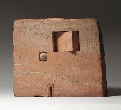 thatsbutterbaby:Gonzalo Fonseca, Portón, 1971.  Pink granite, 52.70 x 62.80 cm.  