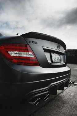 envyavenue:  Mercedes Benz C63 AMG - Mode Carbon