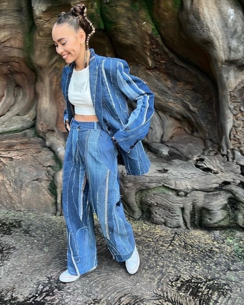 No Because Bailey Basss Stylist & Glam Team Like..do Not Miss When It Comes To Her Project-themed Looks