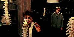 arthurpendragonns: I solemnly swear that I am up to no good.