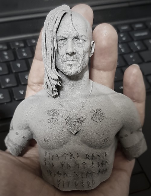 Handheld Ragnarsson.