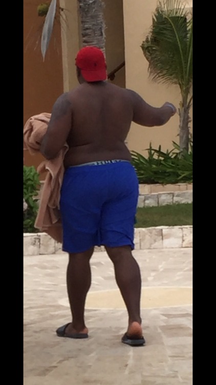 tmckenzie85:  Sexy Thick man on the beach in Cancun, Mexico…he was definitely an attention getter. 