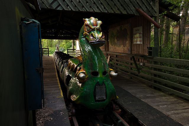 hahamagartconnect: ABANDONED AMUSEMENT PARKS - PART TWO Seems folks can’t get enough