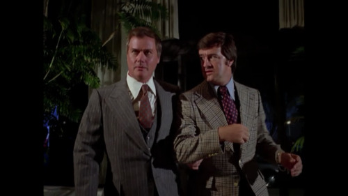 Larry Hagman guest starring on the Rockford Files “Forced Retirement” and getting defeat