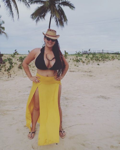 1nstagrambabes: Ohhhhh #Cuba I will enjoy you again one day… #angelinacastrolive #AngelinaCastro #bi