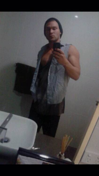 aussietradiesandsurfers:  Jamie off big brother. What an amazing dick he has. See if first at Aussie Tradies and Surfers