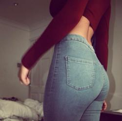 outfitmadestyle:  Skinni High Waist Jeans (available at Outfit Made) 