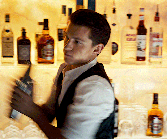 Apart from physical training, Tom Holland also learnt few tricks to pull off bartending scenes