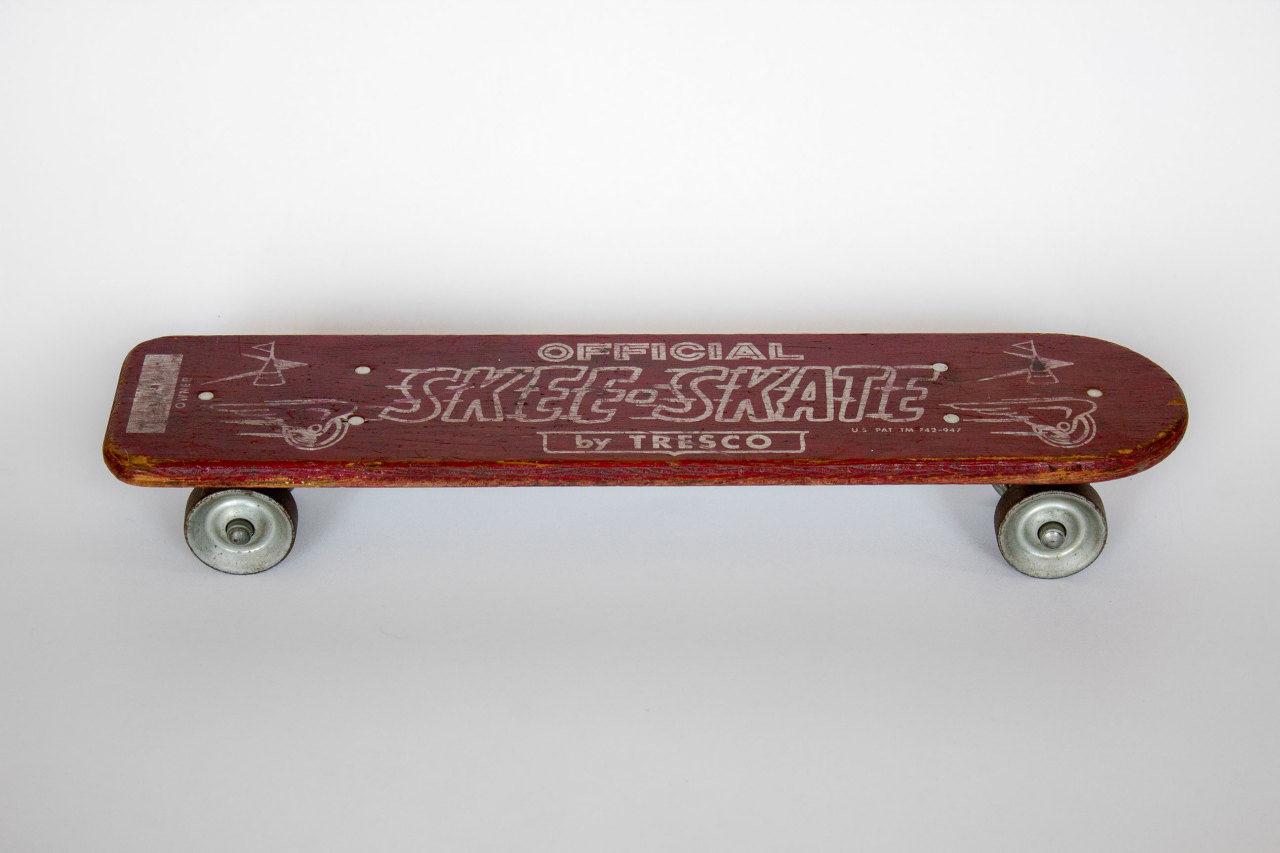 60's  70's Collection OFFICIAL SKEE-SKATE by  Tresco ca. 1960's...