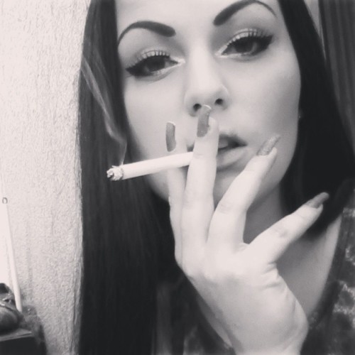 cigarettesforever:@Tímea - Eva Petesová