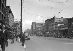 yesterdaysprint:  East Hastings, Vancouver, 1932