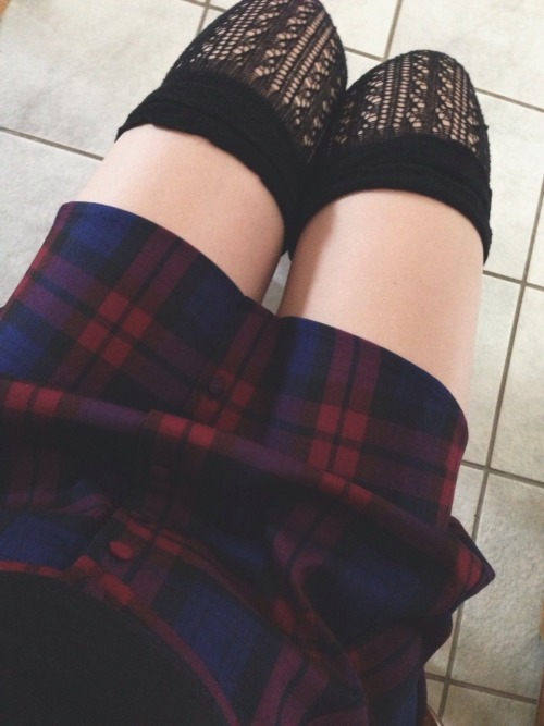saddestflaw:  plaid skirts and knee highs