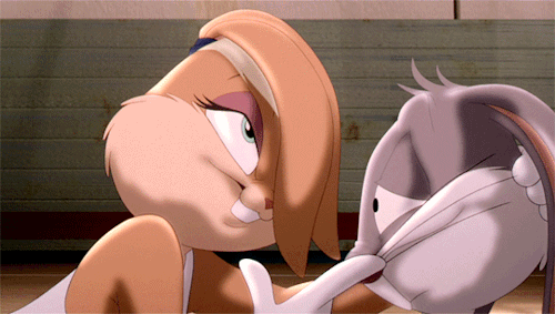 piffpasser: thisismycrazystupidlife:  stream: Space Jam (1996)  OH. FUCK. HE GOT STIFF. LIKE A BONER. OH GOD.    I never put the pieces together for this scene but leave it to tumblr to be the place I become enlightened  