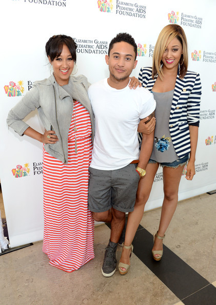 gabbyroars:  minniedisaster:  They have some strong ass genes.   &lt;3333333