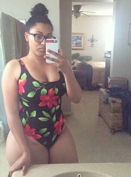 prettybustyelite: does anyone know who this is? I see her all over but cannot locate her ig or tumbl