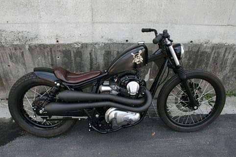 klassikkustoms:#kawasaki #w650 #Chopper #Bobber #Bratstyle #JapStyle #JapChop www.instagram.