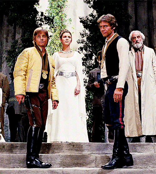 fear-o-phobia:MAY THE FORCE BE WITH YOU ★ ORIGINAL TRILOGY (1977-1983) Luke, when gone am I, th