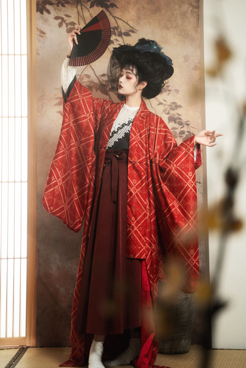 #Kimono Long #Robe, #JapanseFashion easy to match: www.fanplusfriend.com/wa-style-colle