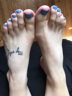 Long Toes Only Long Toes