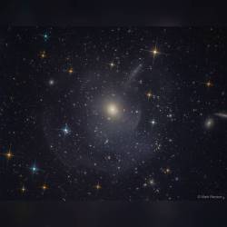 M89: Elliptical Galaxy with Outer Shells