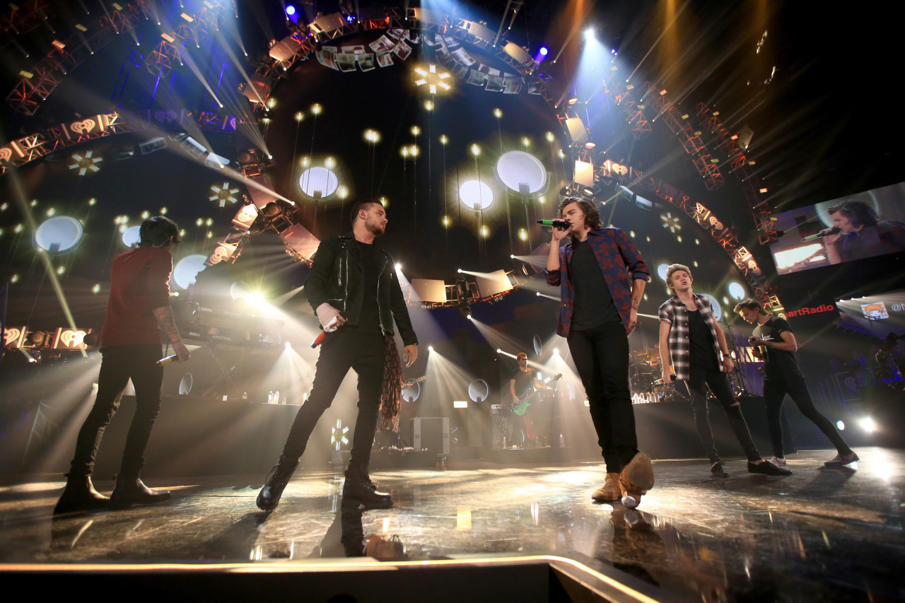 direct-news:  HQ’s - One Direction performs onstage during the 2014 iHeartRadio