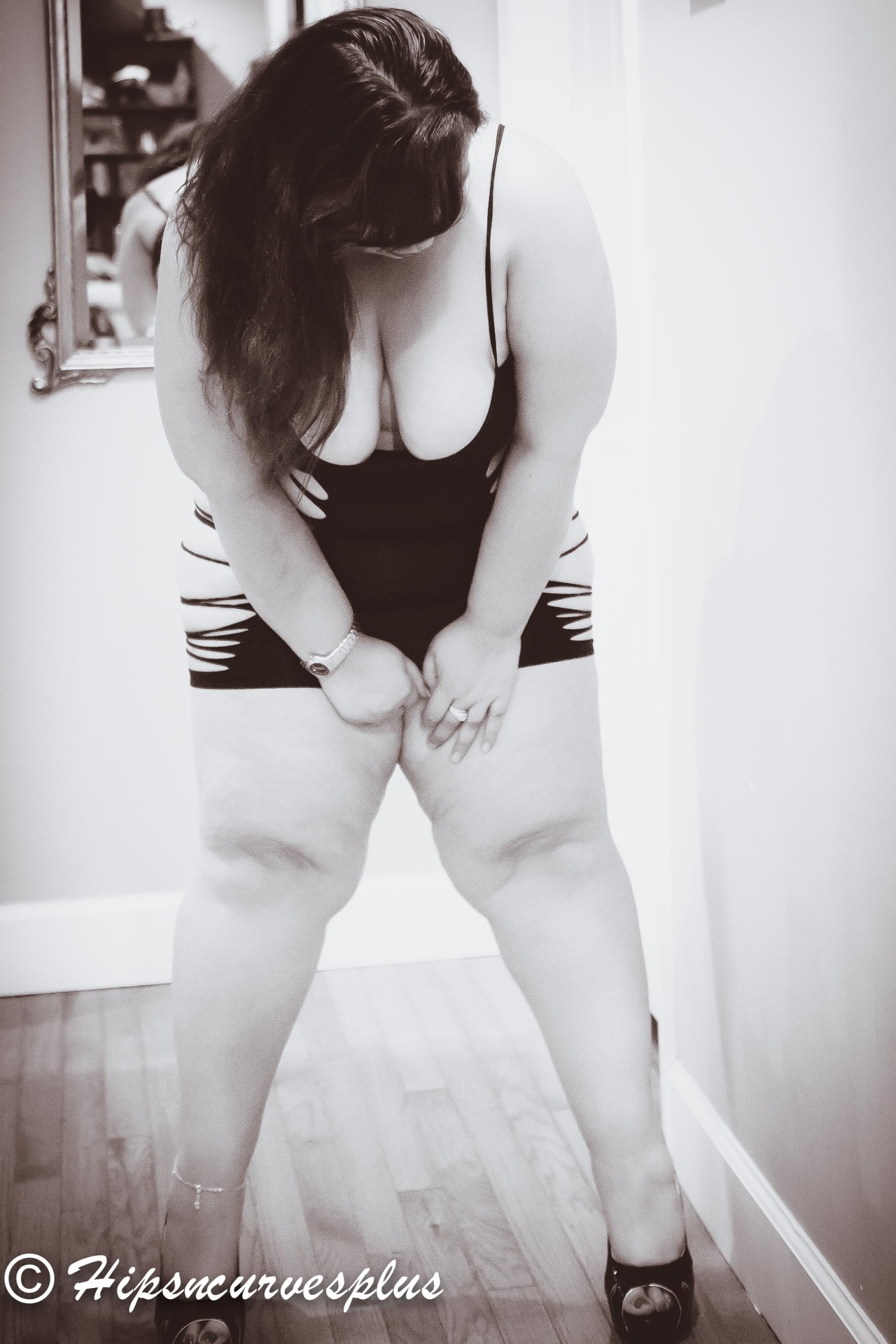 hipsncurvesplus:  greg3681:  hipsncurvesplus:There is nothing sexier for me than