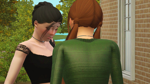 Remember when I said that Teagan was working on meeting friends? Well, it didn’t start very well. Ni