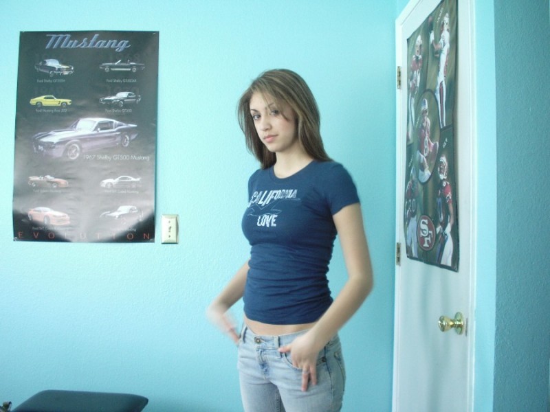 myusmc:  Sexy girl in cammies 