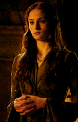  Sansa often clasps her hands together when she’s anxious, in a defensive gesture