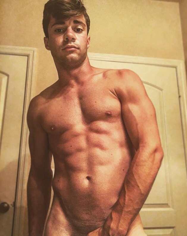 hothunks-bubblebutts:  http://instagram.com/nfluegefitness