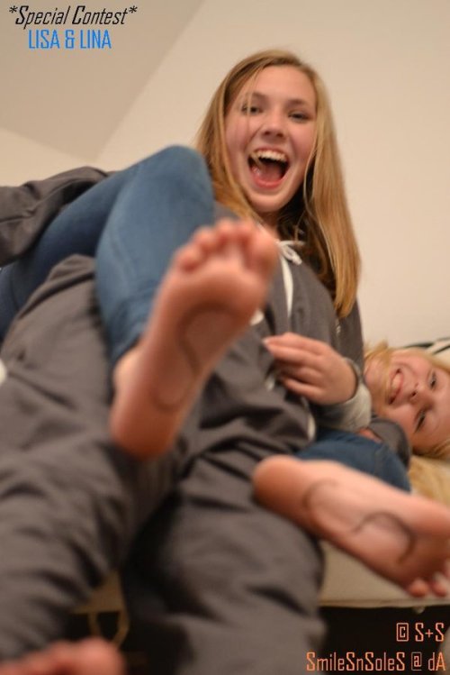 flipflopqueens101:foot fetish?