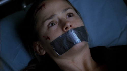 profoundlyentangled: Jennifer Garner in Alias. If I remember correctly, in this scene, her death ha