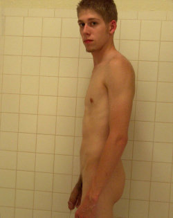 bberlingay:  Bareback, cum, butts, dicks, glory holes, jockstraps, …BBerlinGay.tumblr.com 